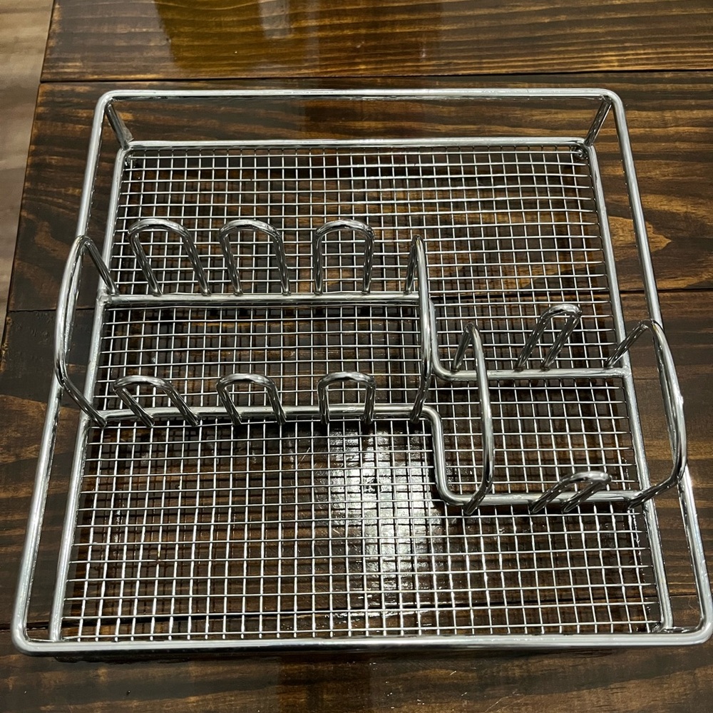 Metal utensil organizer